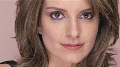 تينا فاى تلعب بطولة 