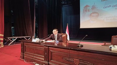 رئيس تحرير الوفد يقترح تدريس مادة الوعي بالجامعات المصرية