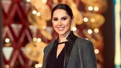 ياسمين رئيس تعتذروتغلق التعليقات بعد تعرضها لهجوم شديد ..تفاصيل