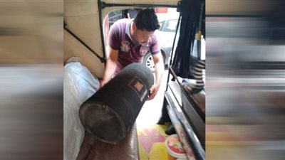 مصادرة سماعات الصوت في 