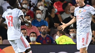 بايرن ميونخ يواصل إذلال برشلونة ويسقطه بثلاثية في دوري أبطال أوروبا