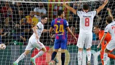 أرقام كارثية لبرشلونة في مباراة بايرن ميونخ بدوري الأبطال (فيديو)