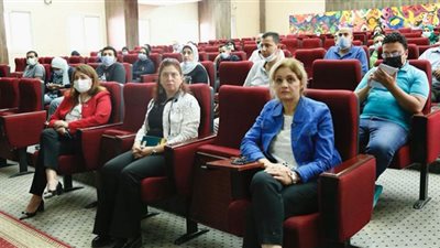 قومي المرأة ينظم لقاء تدريبيًا حول توعية العاملين بقانون عزل الموظف متعاطي المخدرات