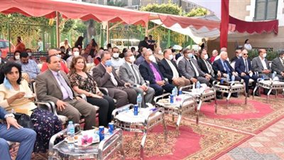 محافظ أسيوط يلتقي رئيس الطائفة الإنجيلية ويشهدان حفل تكريم الطلاب المتفوقين دراسيًا