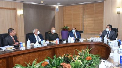 بالصور.. العنانى يترأس اجتماع مجلس إدارة الهيئة العامة للتنمية السياحية