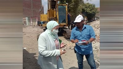 صور.. المنطقة الجنوبية تواصل أعمال الإزالة بعزبة أبو قرن العشوائية