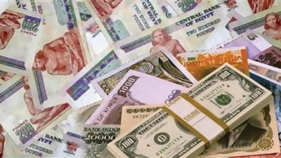 ضبط 3 أشخاص لتقليدهم العملات الوطنية بالإسكندرية