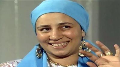 في عيد ميلادها.. عبلة كامل سيدة تشبه كل ست مصرية| أحدث ظهور لها بعد غياب