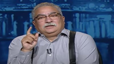 إبراهيم عيسى: العزوف عن تلقي لقاحات كورونا جريمة بحق المجتمع (فيديو)