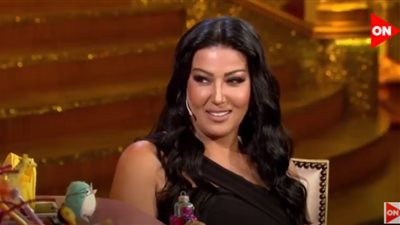 فيديو.. سمية الخشاب عن عدد زيجاتها: 5 في وش العدو