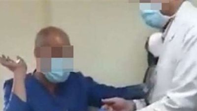 تزامنًا مع المحاكمة..تُهم ينتظرها طبيب وآخرون فى واقعة 