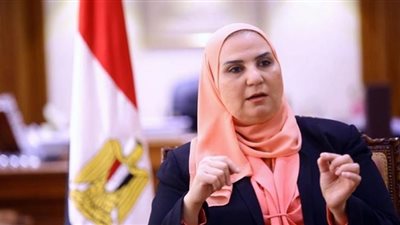 وزيرة التضامن: نعمل على برنامج لرعاية غير القادرين على سداد المصروفات المدرسية(فيديو)