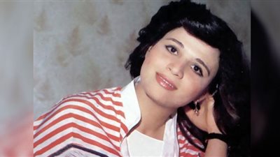 إلهام شاهين تخطف الأنظار برشاقتها في مهرجان الفضائيات العربية ( صور )