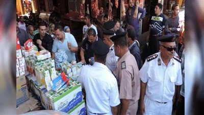 ضبط شخص لإدارته مصنع دون ترخيص لتصنيع وتعبئة الأدوية المغشوشة