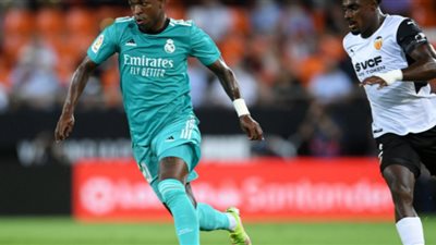 ريال مدريد يسقط فالنسيا بهدفين بعد مباراة مثيرة في الدوري الاسباني