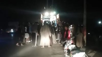 مصرع وإصابة ٣ أشخاص بعد سقوط سيارة ملاكي في ترعة بنجع حمادي