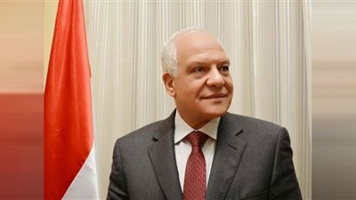 اعتماد حركة مديري ووكلاء الإدارات التعليمية في الجيزة