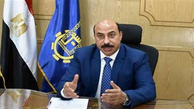 محافظ أسوان يفتتح التجمع الأول بحى اللوتس 