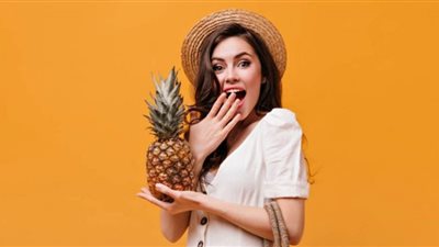 لها مفعول السحر.. دراسة تكشف آثار تناول الأناناس على الجسم
