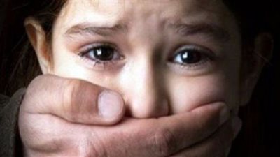 على علم بثراء والده وجدته.. ضبط المتهمين باختطاف طفل الهرم