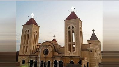 كنيسة القديسين تستعد لإقامة قداس الجمعة وسط إجراءات احترازية