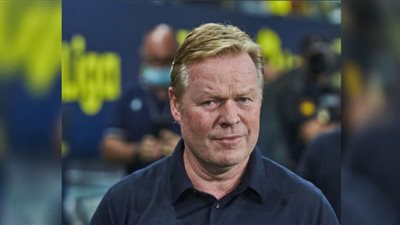 رونالد كومان يعلق على قرار طرده من مباراة برشلونة وقادش