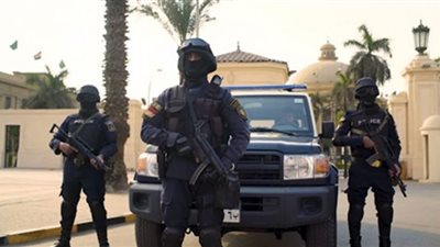 القبض على عاطل بحوزته كمية من المواد المخدرة بالجيزة