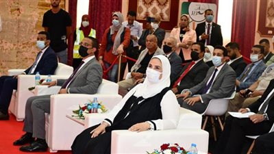 مع «تحيا مصر».. «القباج»: بدء المرحلة الأولى من «تتلف في حرير» بالفيوم‎‎