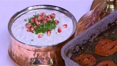 على خطى المطاعم.. حضّري سلطة الزبادي