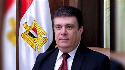 حسين زين يشارك بـ