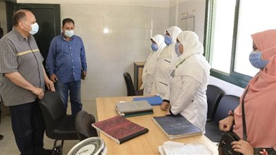 محافظ أسيوط يتفقد أقسام المركز الصحي الحضري بمدينة أبنوب