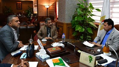 وزير الرياضة يبحث مع اتحاد السلة استعدادات استضافة بطولة العالم للأندية
