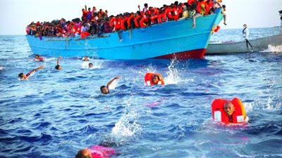 إنقاذ 100 مهاجر في بحر المانش يومي السبت والأحد