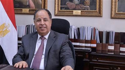 المالية تحظر التعاقد مع الموردين والمقاولين ومقدمى الخدمات إلا المسجلين فى «الفاتورة الإلكترونية»