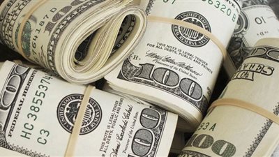 الدولار يسجل أعلى مستوى في 10 أشهر مع ارتفاع عوائد سندات الخزانة