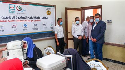 ضمن مبادرة حياة كريمة..محافظ الغربية يتفقد قافلة طبية وأخرى للتحول الرقمي