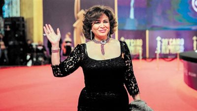 إلهام شاهين: القيادة السياسية طمأنت الفنانين.. ومعركة الوعى القضية الأهم