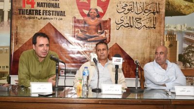 الخطيب وعلام يناقشان موضوعات هامة في ندوة بالمهرجان القومي