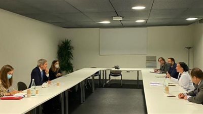 وزيرة البيئة تبحث ملف التغيرات المناخية مع جون كيري المبعوث الرئاسي الأمريكي للمناخ