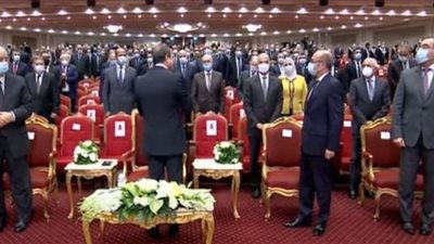 وصول السيسي لمركز المنارة للمؤتمرات لحضور احتفالية عيد القضاء المصري