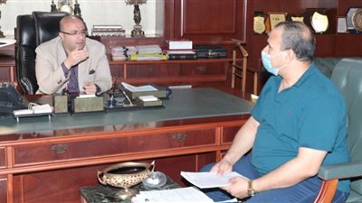 محافظ بني سويف يتابع جهود التفتيش المالي والإداري في مجال الرقابة على مستوى الأداء التنفيذي