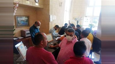 صور| الوفود تصل مقر معسكر شباب الوفد في العين السخنة