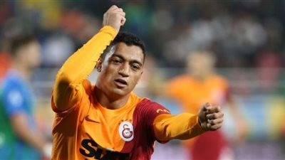 جالطة سراي يتأخر أمام زيره سبور في الشوط الأول ومصطفى محمد يسجل