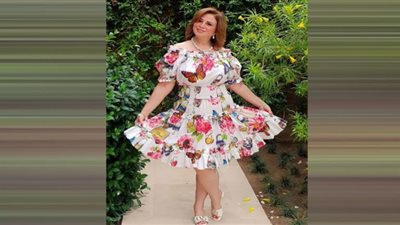 من قصر عابدين.. إلهام شاهين تستعرض جمالها عبر 