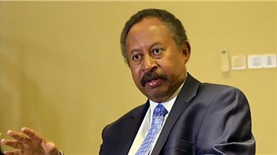 حمدوك خلال إطلاق أول استراتيجية للمياه: السودان يقع تحت خط الفقر المائي