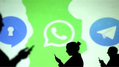 أسوأ 6 ساعات في تاريخ Facebook.. عودة واتساب وفيسبوك يعتذر