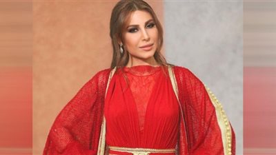 فيديو..يارا تتخطى الـ 600 ألف مشاهدة باغنية 