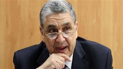 محمد شاكر: قدرات شبكة الكهرباء تصل لـ 60 ألف ميجا وات.. ولدينا احتياطي آمن (فيديو)