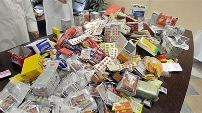 ضبط 14 ألف عبوة أدوية مهربة داخل مركز علاج أمراض التناسلية بالقاهرة