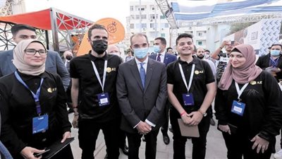 وزير الاتصالات: 390 مليون دولار حجم الاستثمارات فى الشركات الناشئة